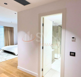 Apartament, 4 rooms with underground parking included Bucuresti/Herastrau