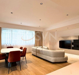 Apartament, 4 rooms with underground parking included Bucuresti/Herastrau