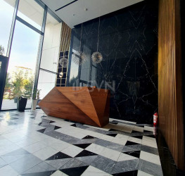 Apartament, 4 rooms with underground parking included Bucuresti/Herastrau