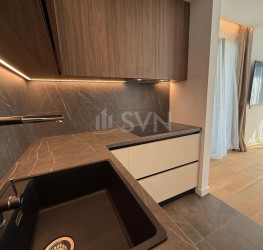 Apartament, 4 rooms with underground parking included Bucuresti/Herastrau