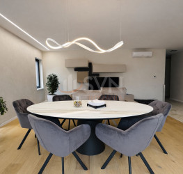 Apartament, 4 rooms with underground parking included Bucuresti/Iancu Nicolae