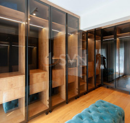 Apartament, 4 rooms with underground parking included Bucuresti/Aviatiei