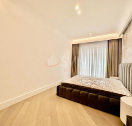 Apartament, 4 rooms with underground parking included Bucuresti/Iancu Nicolae