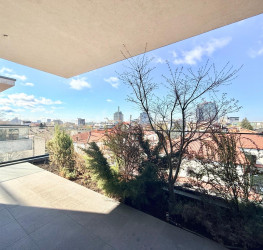 Apartament, 4 rooms with underground parking included Bucuresti/Primaverii