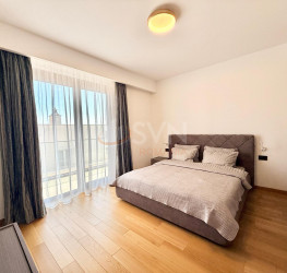 Apartament, 4 rooms with underground parking included Bucuresti/Primaverii