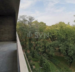 Apartament, 4 rooms with underground parking included Bucuresti/Floreasca