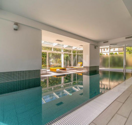 Apartament, 4 rooms with underground parking included Bucuresti/Aviatorilor