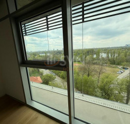 Apartament, 4 rooms with underground parking included Bucuresti/Floreasca