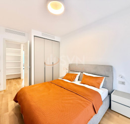 Apartament, 4 rooms with underground parking included Bucuresti/Primaverii