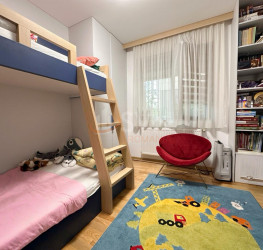 Apartament, 4 rooms with underground parking included Bucuresti/Herastrau