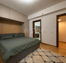 Apartament, 4 rooms with underground parking included Bucuresti/Herastrau