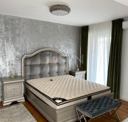 Apartament, 4 rooms with underground parking included Bucuresti/Baneasa