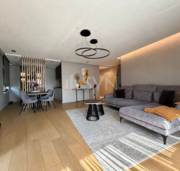 Apartament, 4 rooms with underground parking included Bucuresti/Pipera
