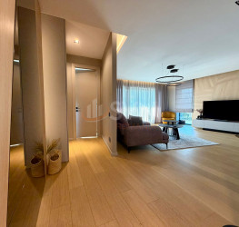 Apartament, 4 rooms with underground parking included Bucuresti/Pipera
