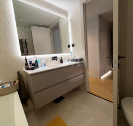 Apartament, 4 rooms with underground parking included Bucuresti/Pipera