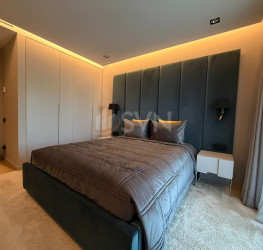Apartament, 4 rooms with underground parking included Bucuresti/Pipera