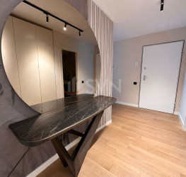 Apartament, 4 rooms with underground parking included Bucuresti/Timpuri Noi