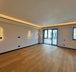 Apartament, 4 rooms with underground parking included Bucuresti/Pipera