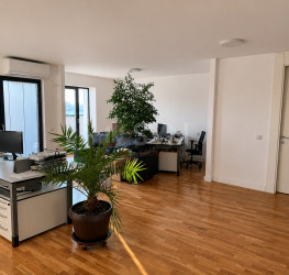 Apartament, 4 rooms with underground parking included Bucuresti/Barbu Vacarescu