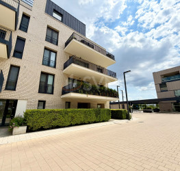 Apartament, 4 rooms with underground parking included Bucuresti/Pipera