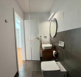 Apartament, 4 rooms with underground parking included Bucuresti/Pipera