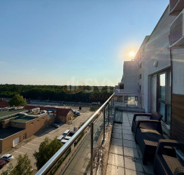Apartament, 4 rooms with underground parking included Bucuresti/Pipera