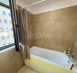 Apartament, 4 rooms with underground parking included Bucuresti/Pipera