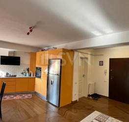 Apartament, 4 rooms with underground parking included Bucuresti/Baneasa