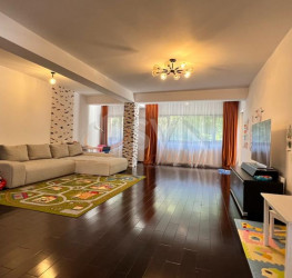 Apartament, 4 rooms with underground parking included Bucuresti/Baneasa