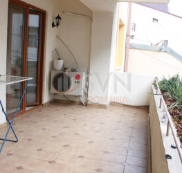 Apartament, 4 rooms with underground parking included Bucuresti/Dorobanti