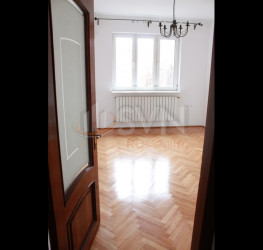 Apartament, 4 rooms with underground parking included Bucuresti/Dorobanti