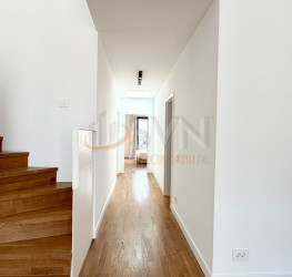Apartament, 4 rooms with underground parking included Bucuresti/Pipera