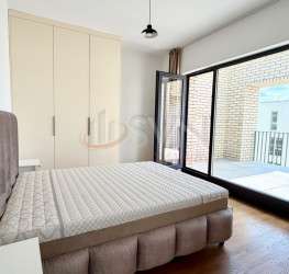 Apartament, 4 rooms with underground parking included Bucuresti/Pipera