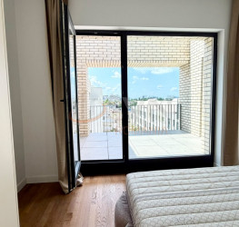 Apartament, 4 rooms with underground parking included Bucuresti/Pipera