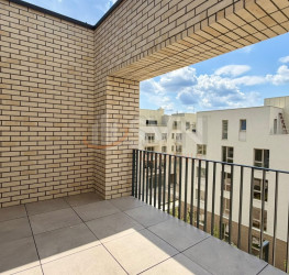 Apartament, 4 rooms with underground parking included Bucuresti/Pipera