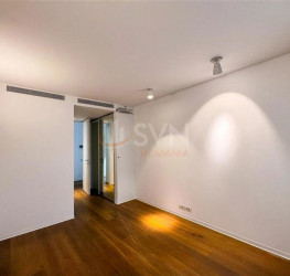 Apartament, 4 rooms with underground parking included Bucuresti/Primaverii