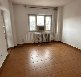 Apartament, 5 camere, 108 mp Bucuresti/P-ta Unirii
