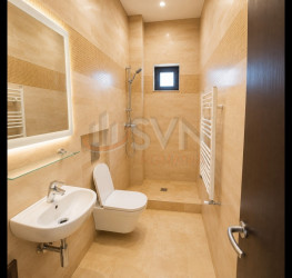 Apartament, 5 camere cu loc parcare exterior inclus Bucuresti/Kiseleff