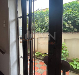 Apartament, 5 camere cu loc parcare exterior inclus Bucuresti/Kiseleff