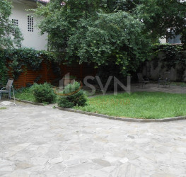 Apartament, 5 camere cu loc parcare exterior inclus Bucuresti/Capitale