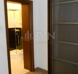 Apartament, 5 camere cu loc parcare exterior inclus Bucuresti/Capitale