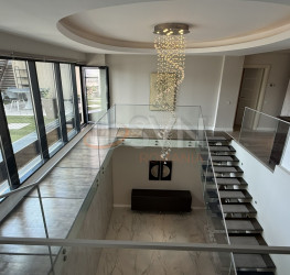 Apartament, 5 camere cu loc parcare subteran inclus Bucuresti/Herastrau