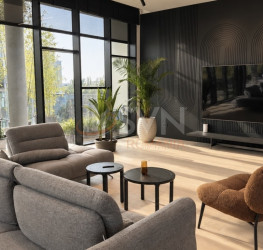 Apartament, 5 camere cu loc parcare subteran inclus Bucuresti/Timpuri Noi