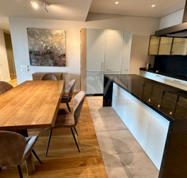 Apartament, 5 camere cu loc parcare subteran inclus Bucuresti/Floreasca
