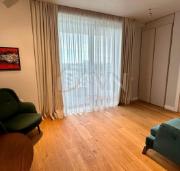 Apartament, 5 camere cu loc parcare subteran inclus Bucuresti/Floreasca