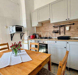 Apartament, 5 rooms, 136 mp Bucuresti/P-ta Rosetti