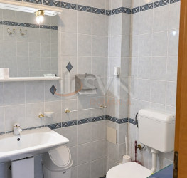 Apartament, 5 rooms, 200 mp Bucuresti/Aviatorilor