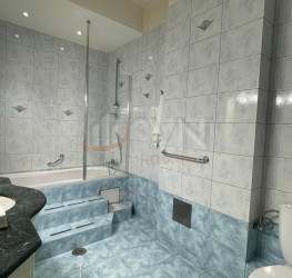 Apartament, 5 rooms, 221 mp Bucuresti/Capitale