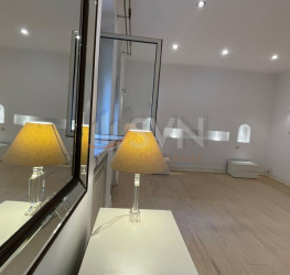 Apartament, 5 rooms, 221 mp Bucuresti/Capitale