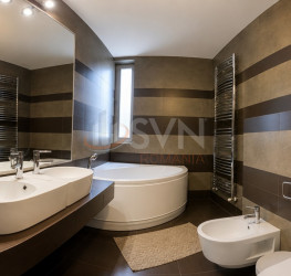 Apartament, 5 rooms with outdoor parking included Bucuresti/Iancu Nicolae